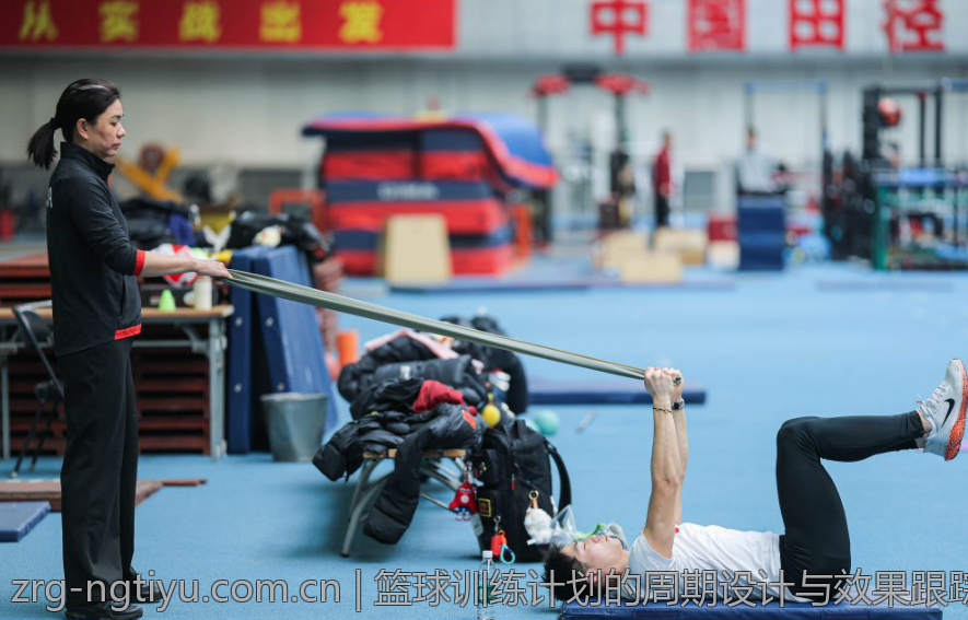 西甲联赛俱乐部内部管理模式分析