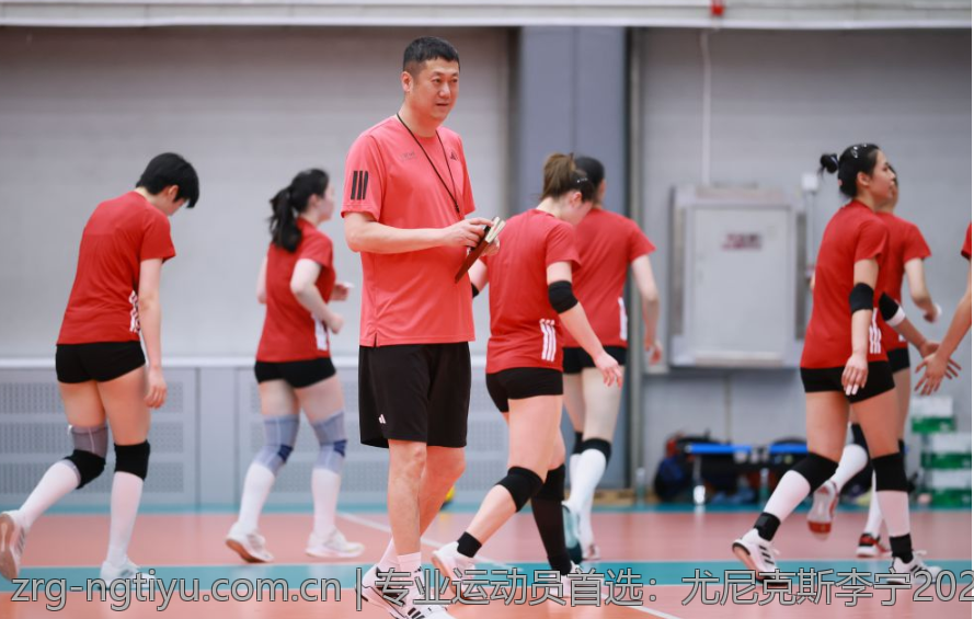 专业运动员首选：尤尼克斯李宁2026羽毛球拍新品推荐