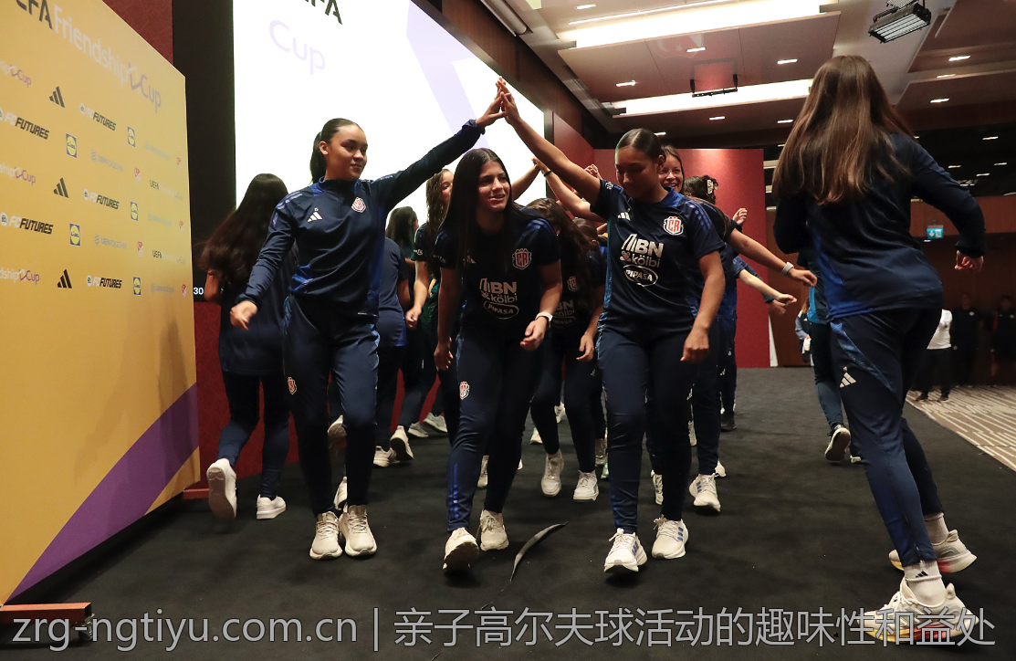 亲子高尔夫球活动的趣味性和益处